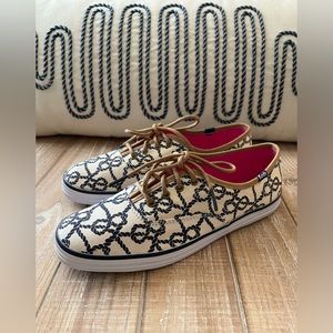 NWOT - Keds Lace up Nautical Rope Shoes.